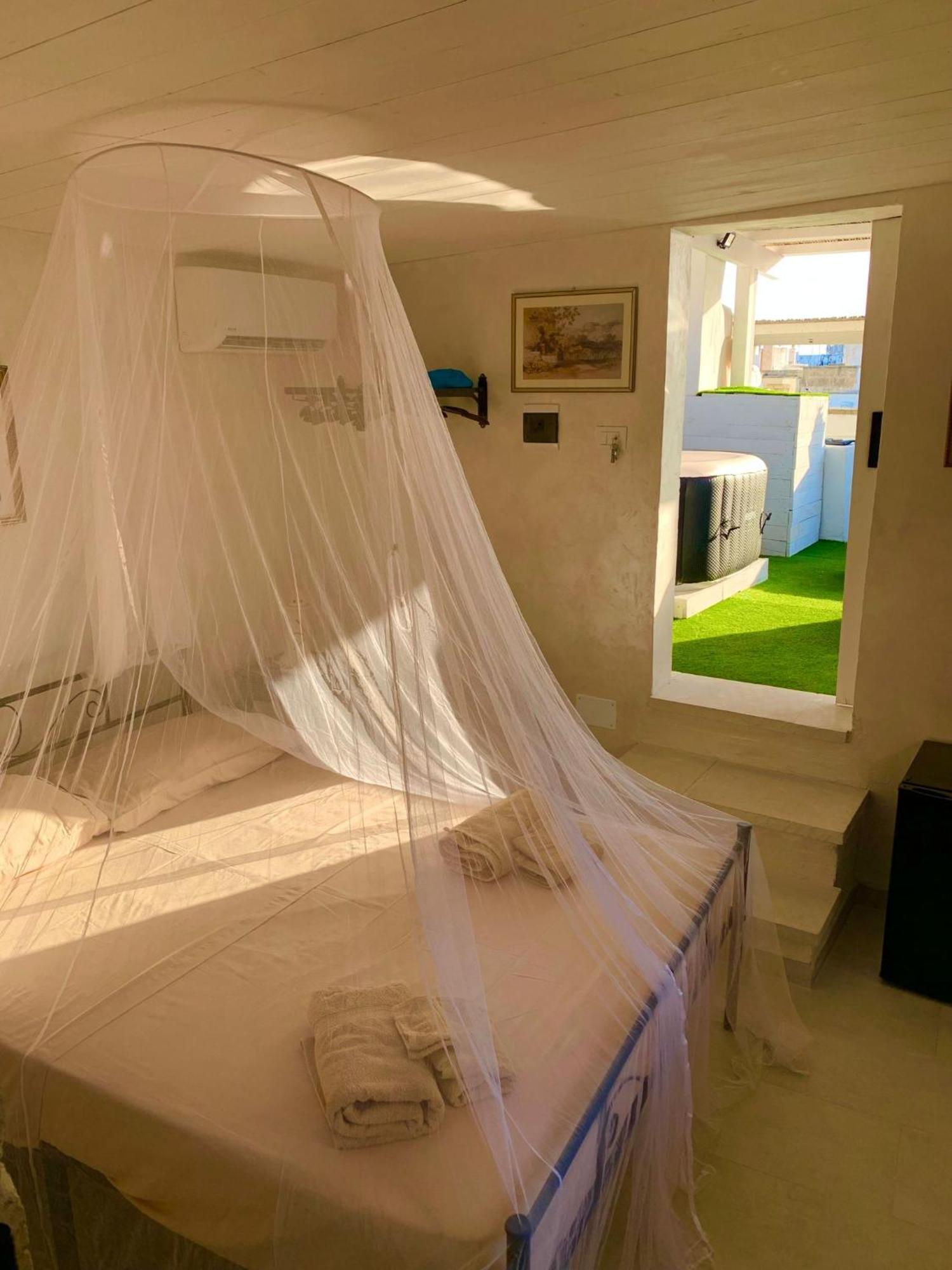 Centro Storico Rooms Gallipoli Dış mekan fotoğraf