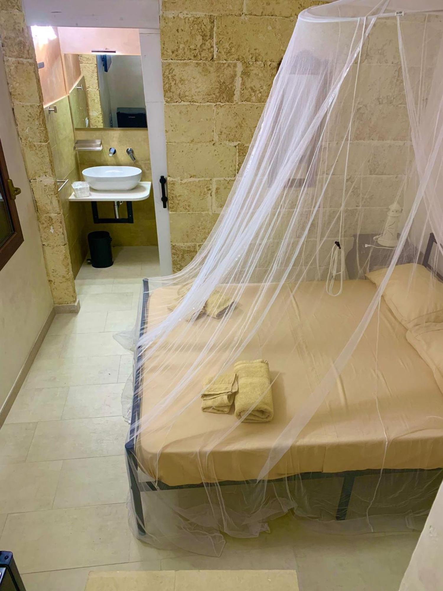 Centro Storico Rooms Gallipoli Dış mekan fotoğraf